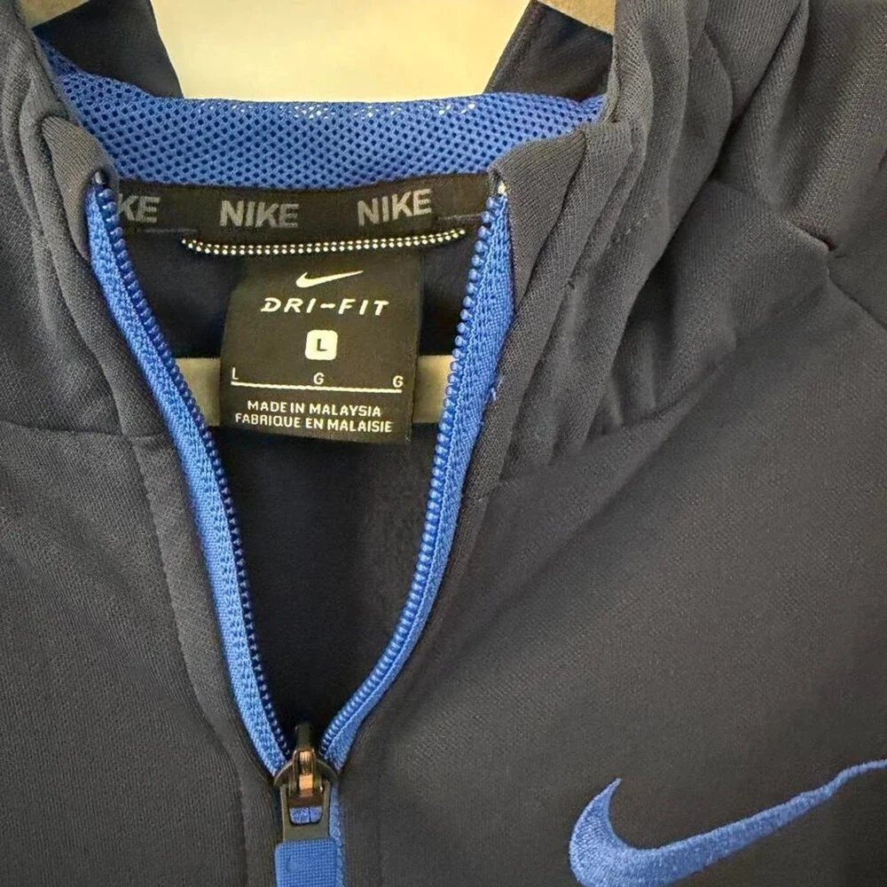 Nike Dri-Fit blue & navy zip-up hoodie in size youth L #athletic #performance